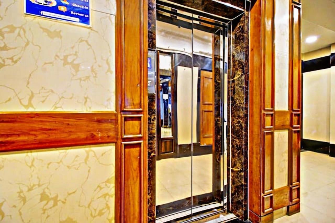 Hotel Mina International Mumbai Exteriör bild