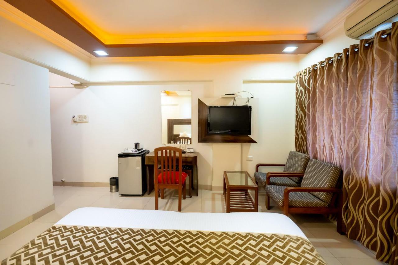 Hotel Mina International Mumbai Exteriör bild