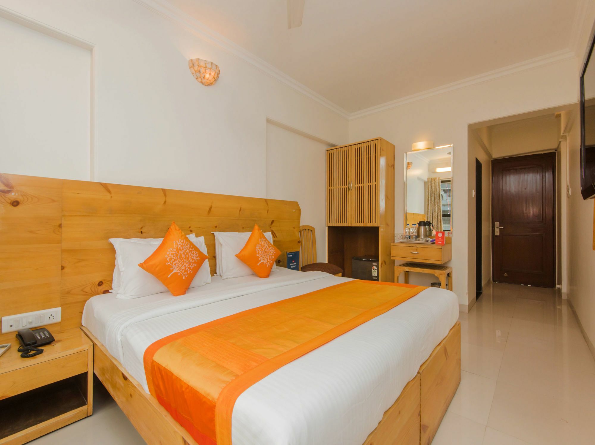 Hotel Mina International Mumbai Exteriör bild