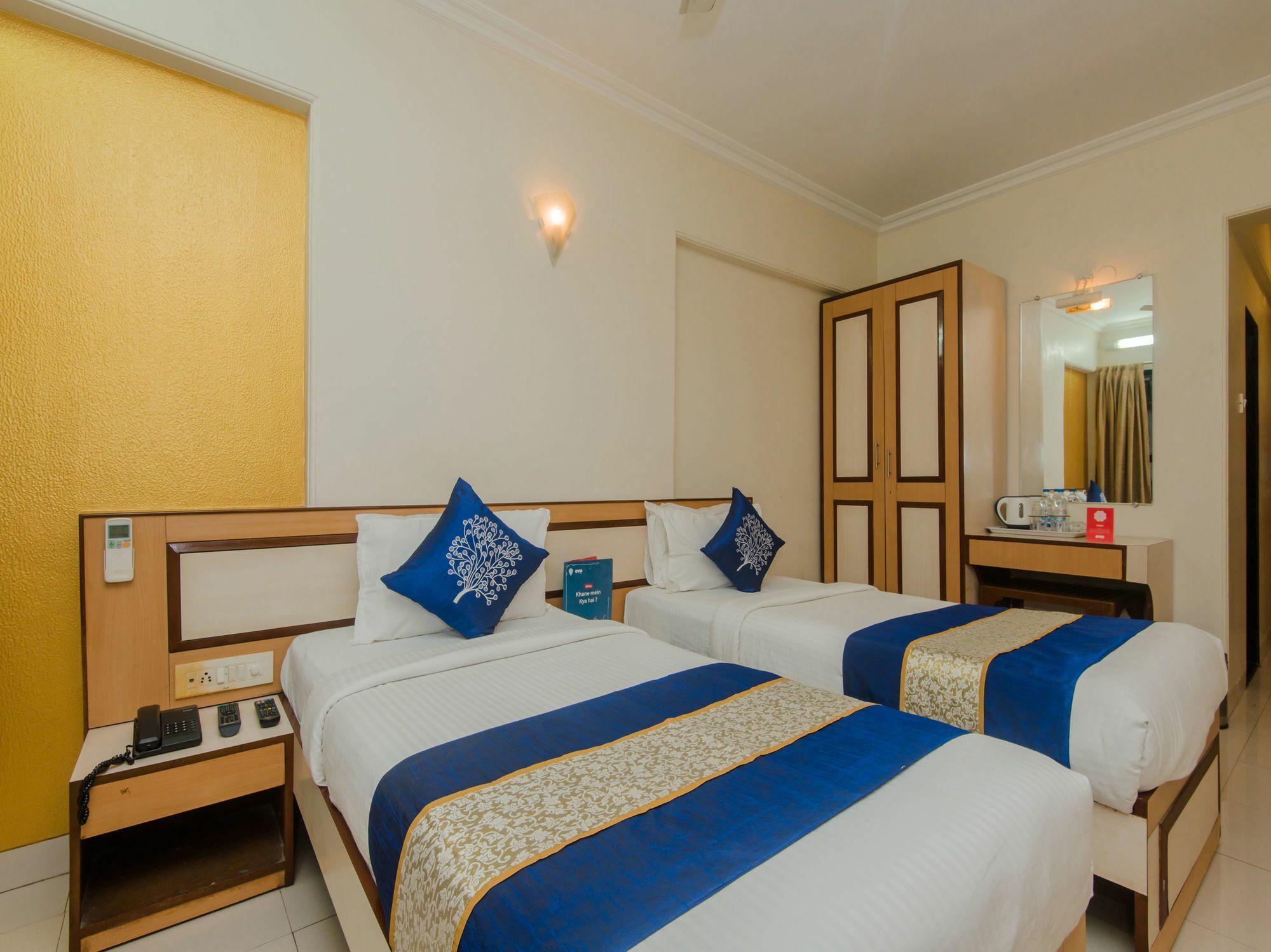Hotel Mina International Mumbai Exteriör bild